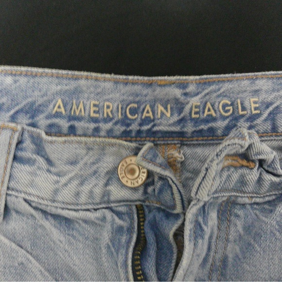 American Eagle Ripped Jeans - Picture 3 of 4
